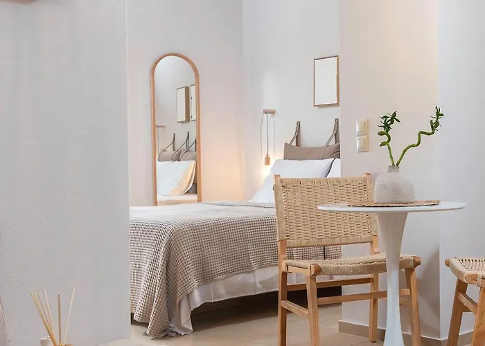 Tzami Old Town Apartment